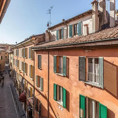 De' Fusari, By Short Holidays * בולוניה