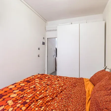 De' Fusari, By Short Holidays