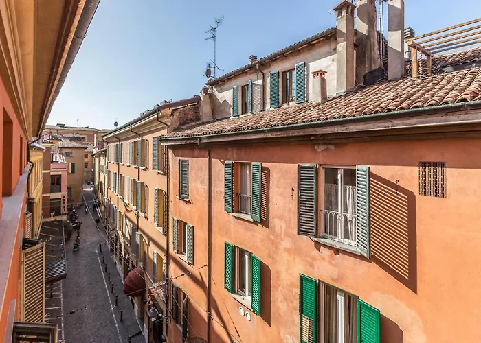 De' Fusari, By Short Holidays * Bologna