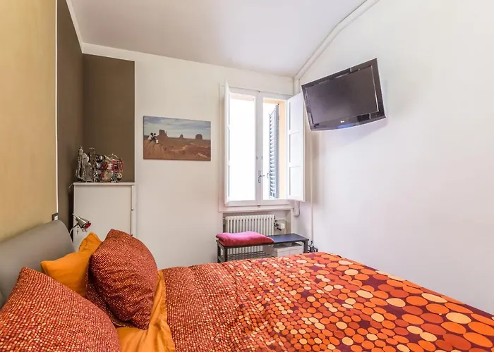 De' Fusari, By Short Holidays