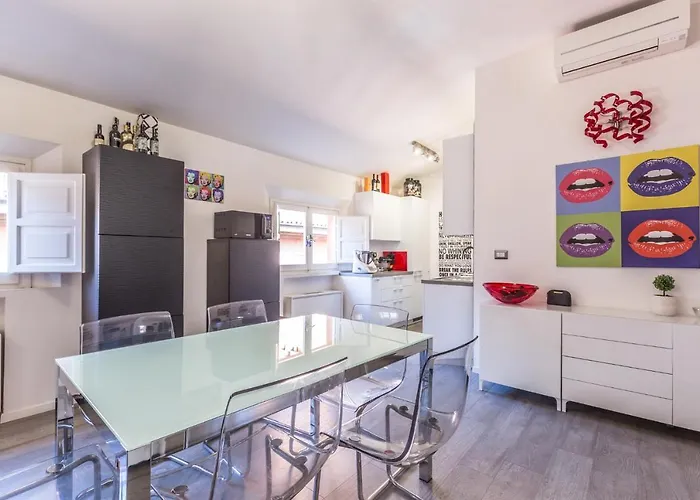 De' Fusari, By Short Holidays Apartment *